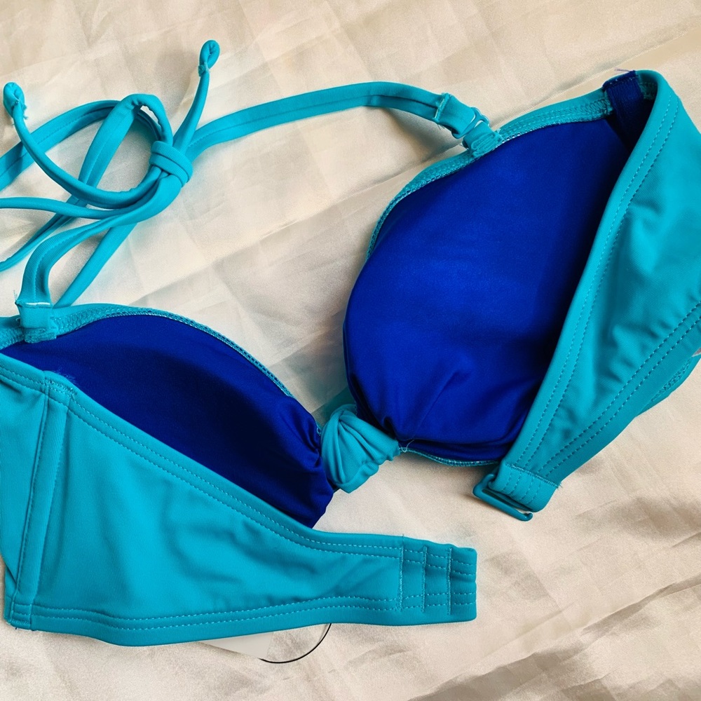 Beautiful bikini set - Picture 3 of 4